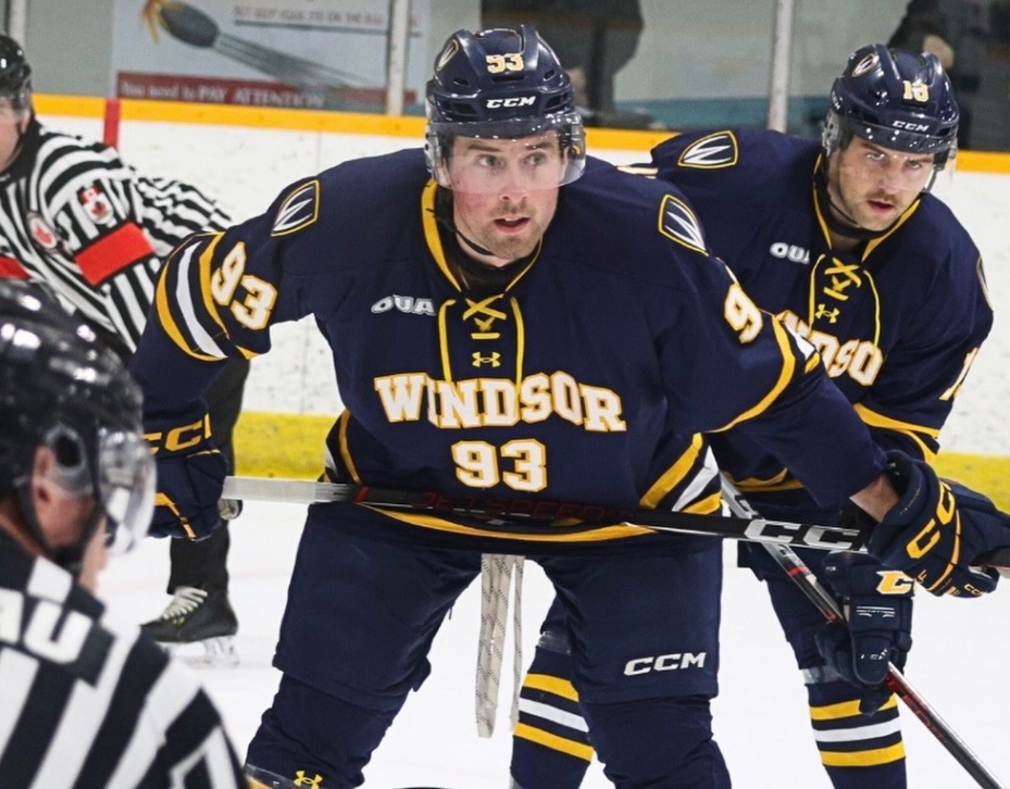Alex Cunningham Windsor Lancers 71 hockey